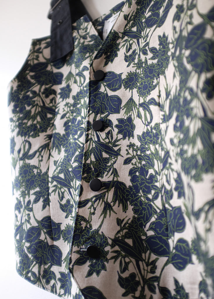 Floral vest - Private Sales 25